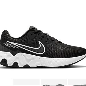 Women’s black Nike sneakers